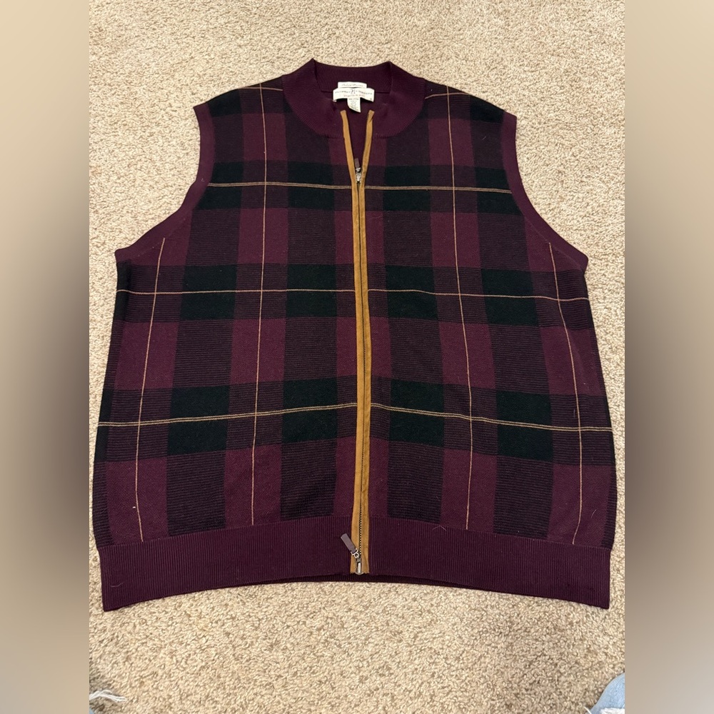 {FAIRWAY & GREENE} Purple Plaid Zip Up Vest
